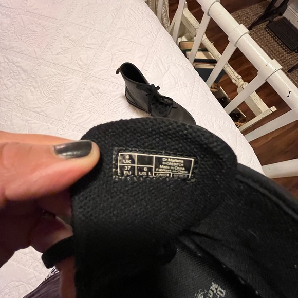 DR.MARTENS WOMENS SHERIDAN LACE-UP BOOT - BLACK - Picture 6 of 7